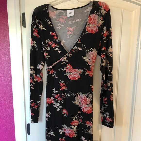 Maternity Wrap Dress - Picture 1 of 3